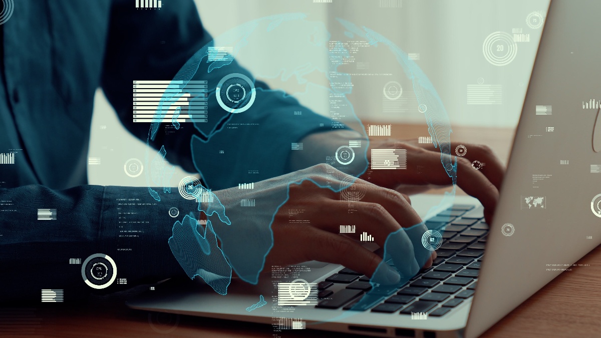 businessman-uses-capable-laptop-computer-analyze-business-data-analytic (1)-1